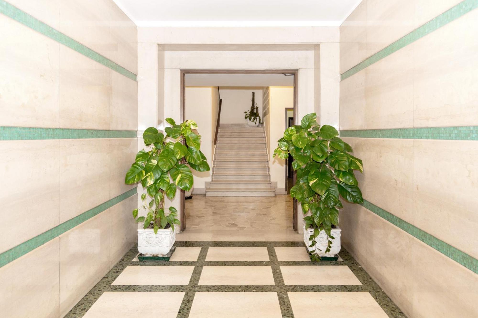Appia Terrace - San Giovanni Apartment